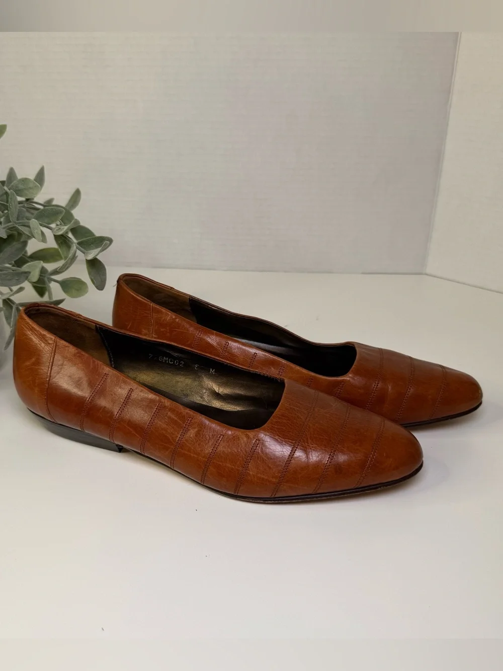 Maserati Vintage Brown Genuine Leather Italian Made Women's Flats Size 8